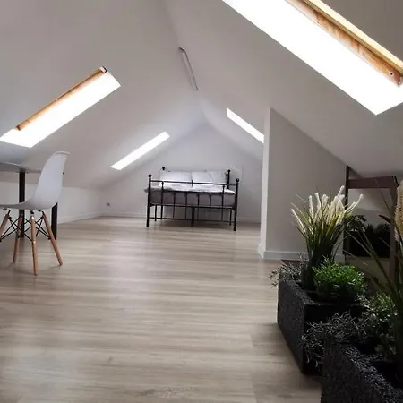 Lovely Split Level Flat Apartament Görlitz